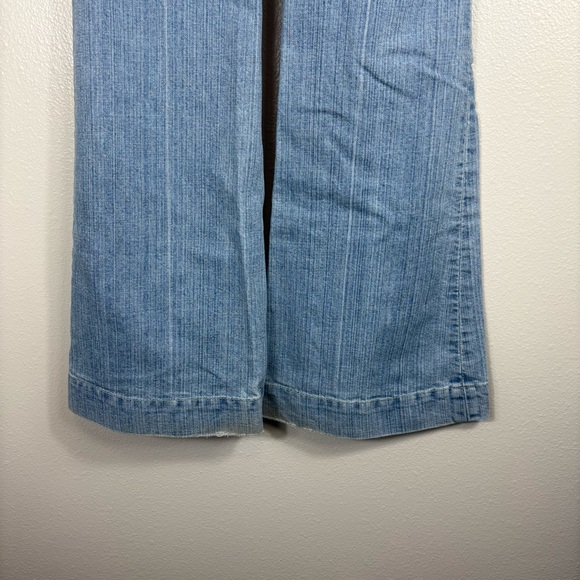 Seven7 Sexy Flare Jeans - Picture 5 of 6